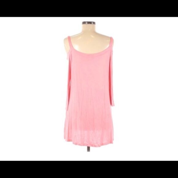 NWT New York & Co. pink open shoulder blouse, med - Picture 2 of 6
